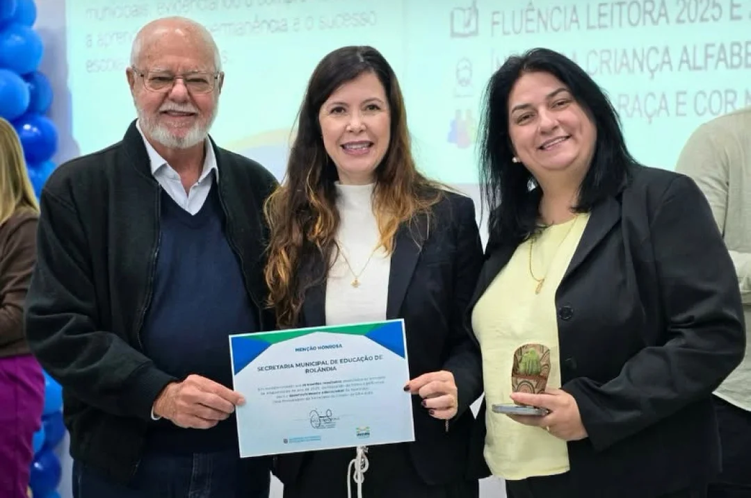 Rolândia é destaque regional e recebe certificações na educação