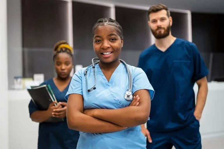 Enare 2026/2027 abre inscrições para residência médica e multiprofissional em todo o país
