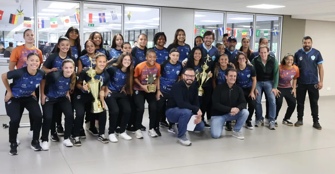 Londrina Tsuru celebra títulos estaduais e mira campanha inédita no Brasileiro Feminino Sub-17