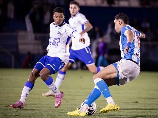Londrina recebe o Athletic no VGD e busca vitória para reagir na Série B