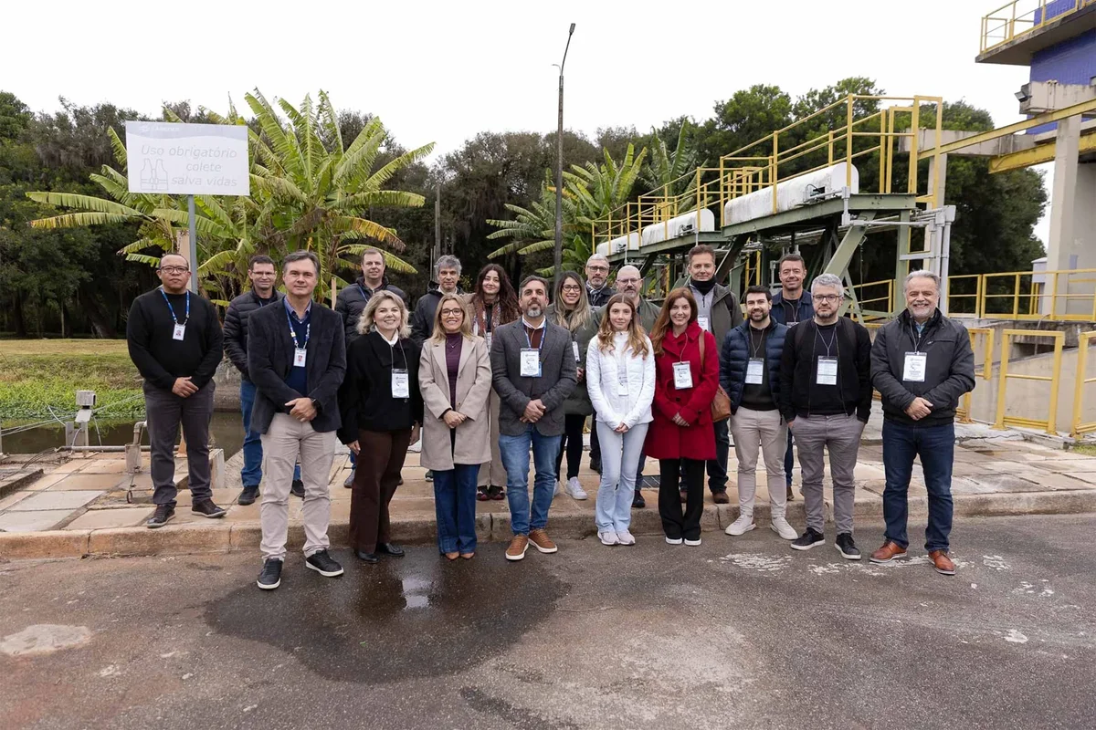 Magistrados da Justiça Federal conhecem tecnologias da Sanepar durante visita técnica no Paraná