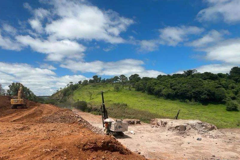 PR-445 terá bloqueio total entre Lerroville e Irerê para avanço das obras de duplicação