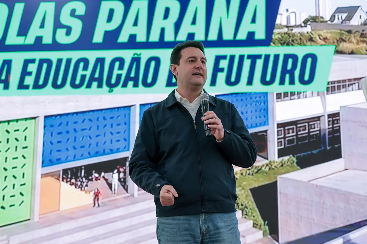 Paraná firma PPP de R$ 6,3 bilhões para construir 40 novos colégios estaduais