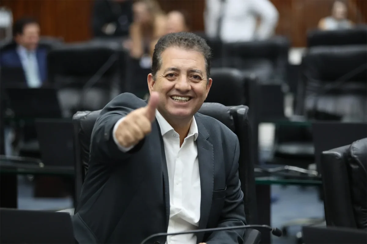 Mais de 100 leis sancionadas ampliam ações em saúde, inclusão e segurança no Paraná