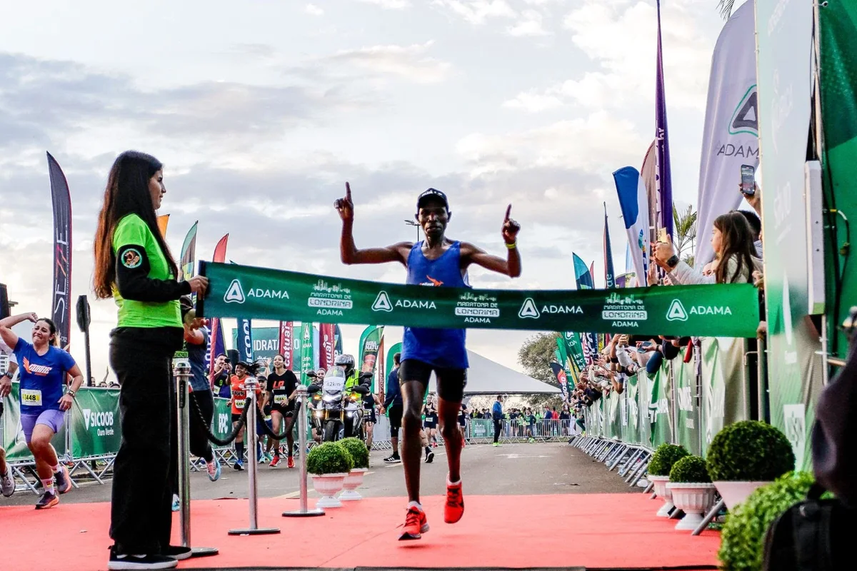 Maratona de Londrina provoca mudanças no trânsito neste domingo (5) e altera circulação em diversas regiões