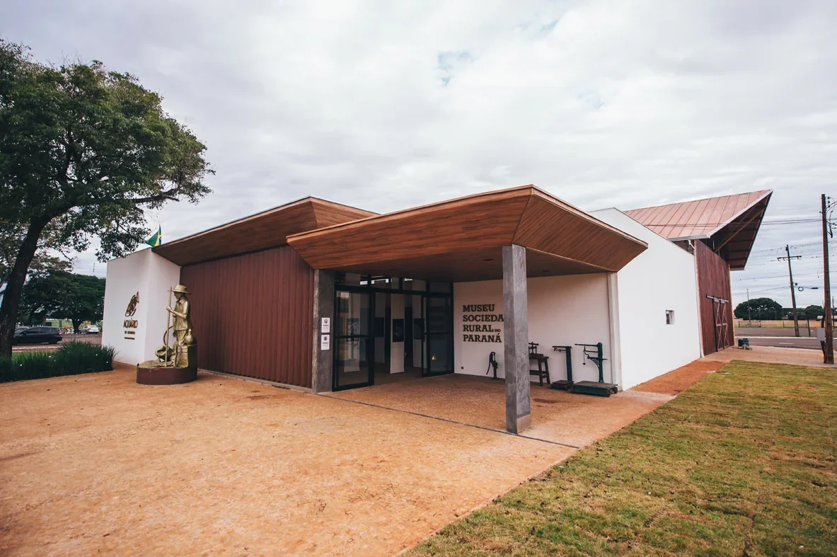 Museu da Sociedade Rural do Paraná reabre em Londrina com mostra pelos 80 anos da entidade