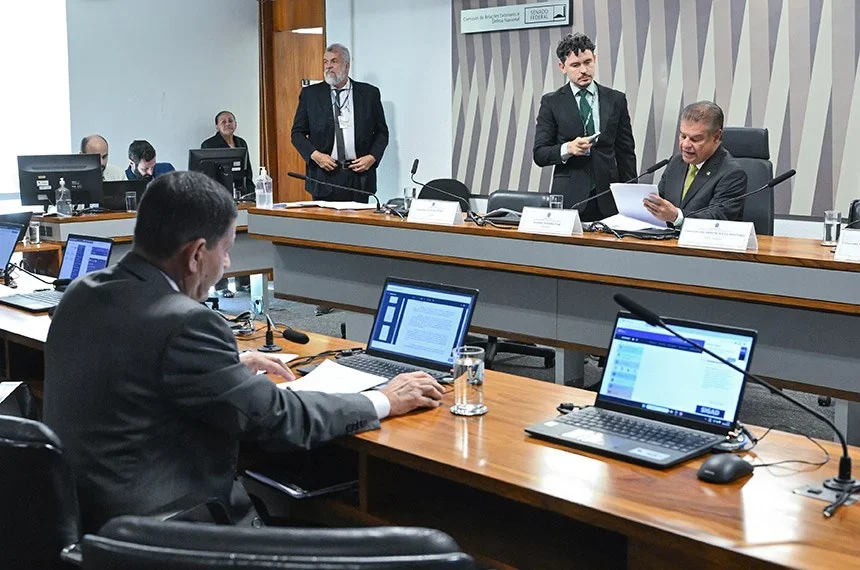 Senado demonstra preocupação com tarifas dos EUA e defende diálogo para reduzir impactos às exportações brasileiras